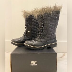 SOREL TOFINO II WOMEN'S WATERPROOF BOOT